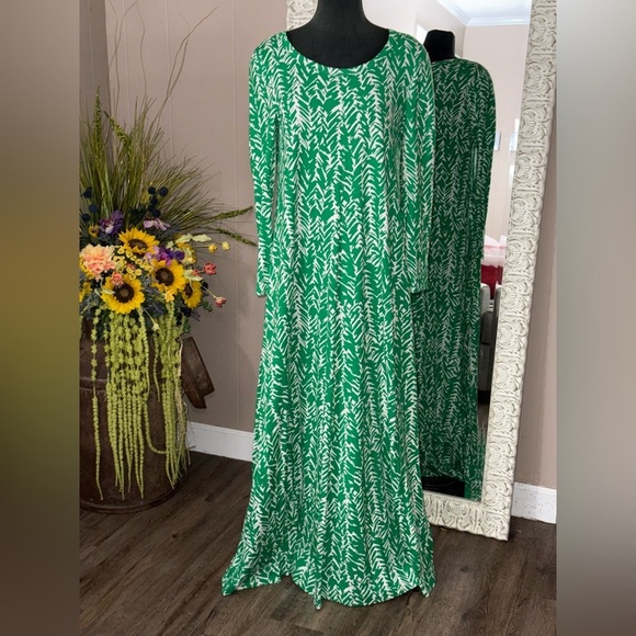 VTG 1970’s DVF • Diane Von Furstenberg • Long Sleeve Maxi T-Shirt Dress - Picture 9 of 15